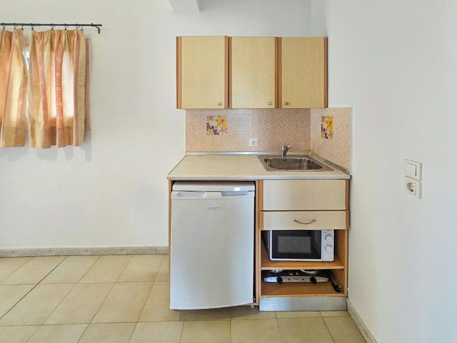 Apartment, 2 Bedrooms | Private kitchen | Mini-fridge, cookware/dishes/utensils