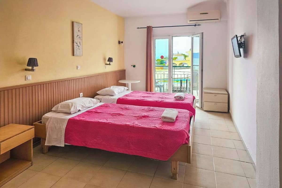 Apartment, 2 Bedrooms | Free WiFi
