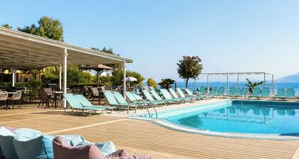Agnes Beach Hotel Apartments