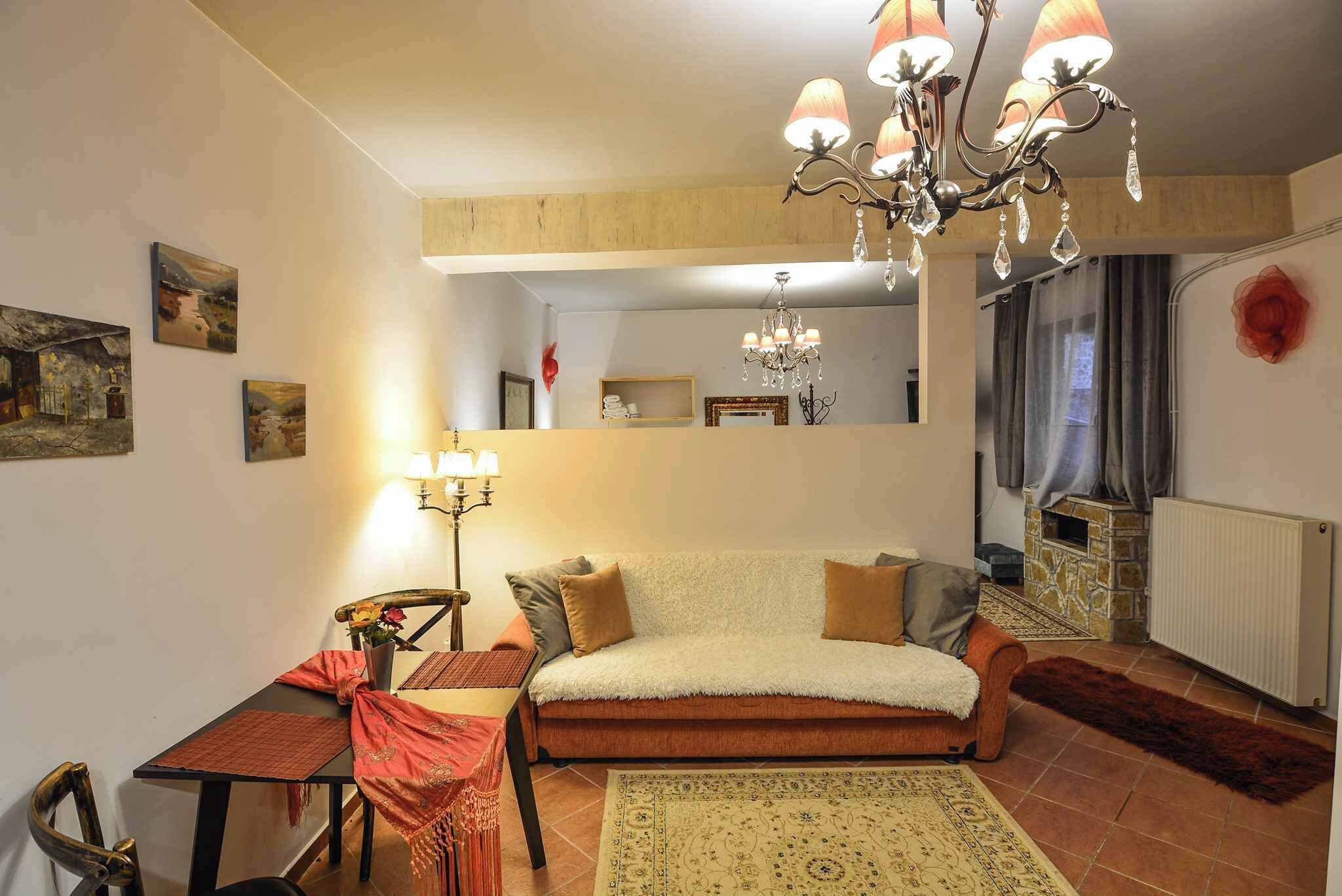 Fernseher, Kamin, Arbeitsbereiche