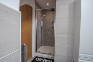House | 2 bedrooms, Internet - Modern 2-bed House In Swinton - Private Parking (Manchester)