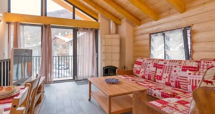 Charming 3-Star Mountain Chalet – Skiing & Spa Retreat