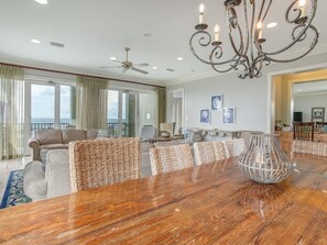 Interior - Escapades South Bottom (Gulf Shores)