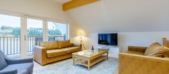 Lochside Premier Spa (Pet), Dundee