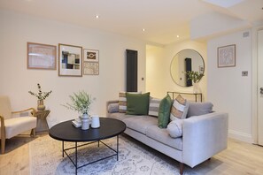 Apartment, Patio | Living area - The Fulham Patio Apartment (London)