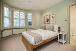 Apartment, Patio | Free WiFi - The Fulham Patio Apartment (London)