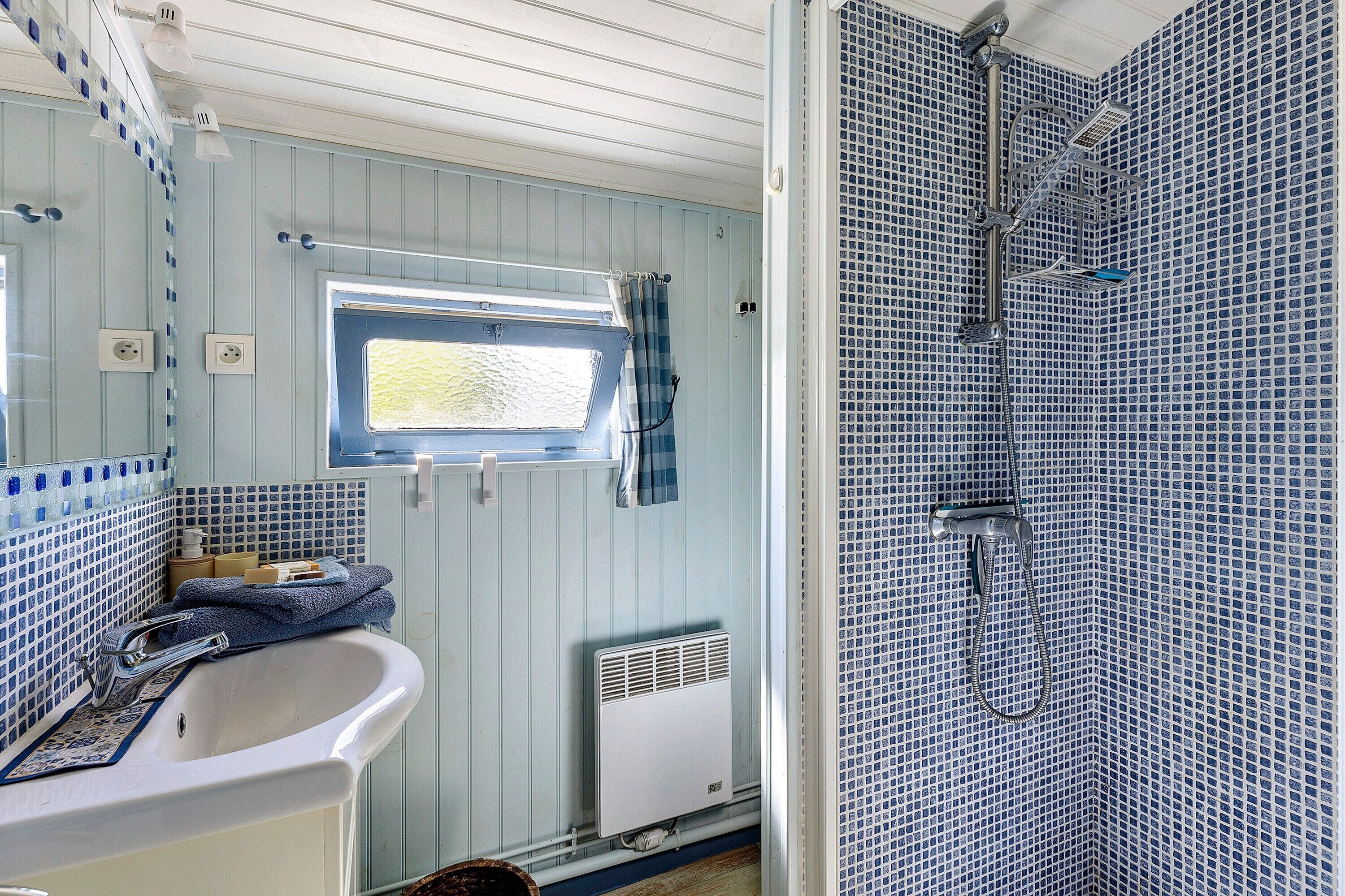 Een douche, een haardroger