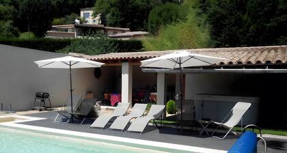 Appartement « Grand Gßte » avec vue sur la montagne, piscine partagée et Wi-Fi