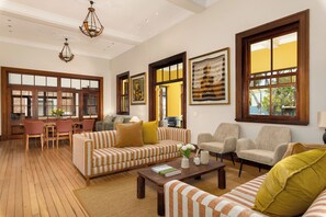 Living area - Disandt House by Neighbourgood (Cape Town)