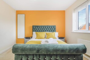 House | 5 bedrooms, Internet - Spacious 5-bed Contractor House - Parking Wi-fi (Coventry)