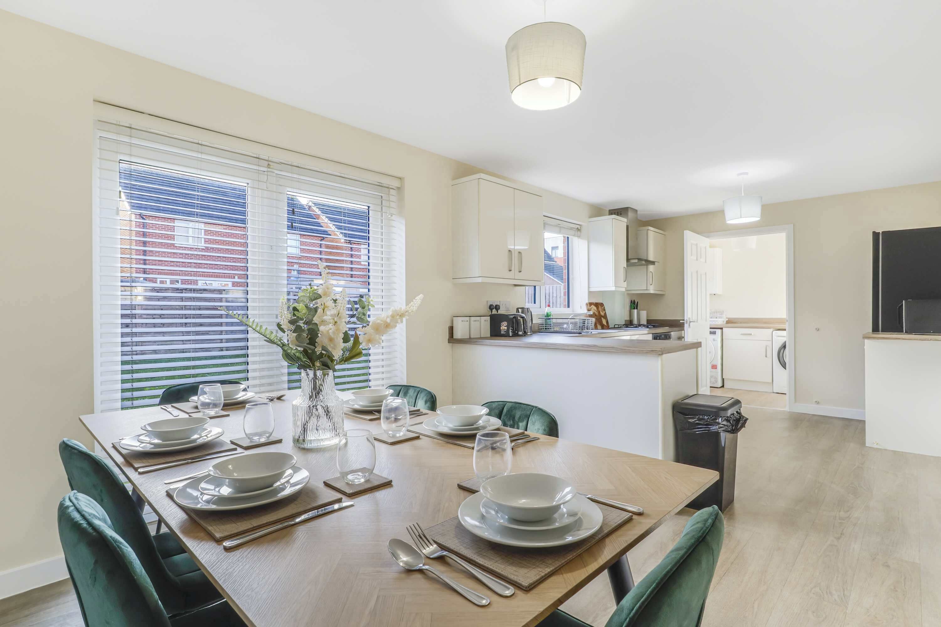 House | 5 bedrooms, Internet