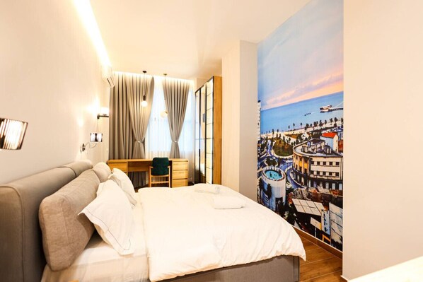 Desk, WiFi - Grandstay Apartments 013 (Durrës)