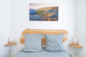 WiFi, bed sheets - Bed and Breakfast 'Silène' with Wi-Fi and Air Conditioning (Capbreton)