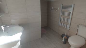 Een douche, een haardroger