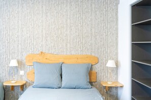 WiFi, bed sheets - Bed and Breakfast 'Callune' with Wi-Fi and Air Conditioning (Capbreton)