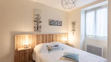 Iron/ironing board, WiFi