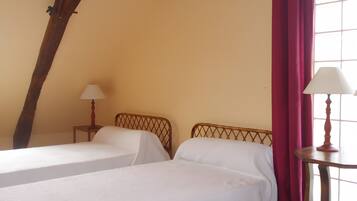 Iron/ironing board, WiFi