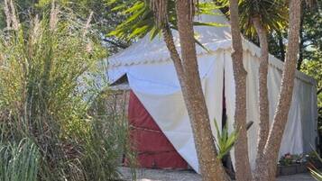 Enceinte de lâhĂ©bergement