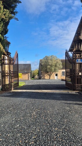 Country House 'Le Domaine De Grillemont' with Private Terrace, Garden & Wi-Fi