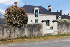 Exterior - Gite la clématite – In the Heart of the Loire Castles (Mosnes)