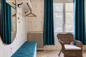 Iron/ironing board, WiFi - Gîte la Salamandre – In the Heart of the Loire Castles (Mosnes)