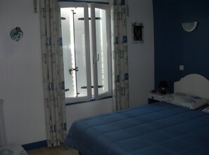 2 chambres, fer et planche à repasser, Wi-Fi