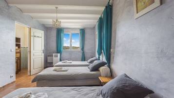 Bügeleisen/Bügelbrett, WLAN, Bettwäsche