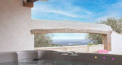 Tour Catalane – Authentic Catalan Mas with Panoramic Views