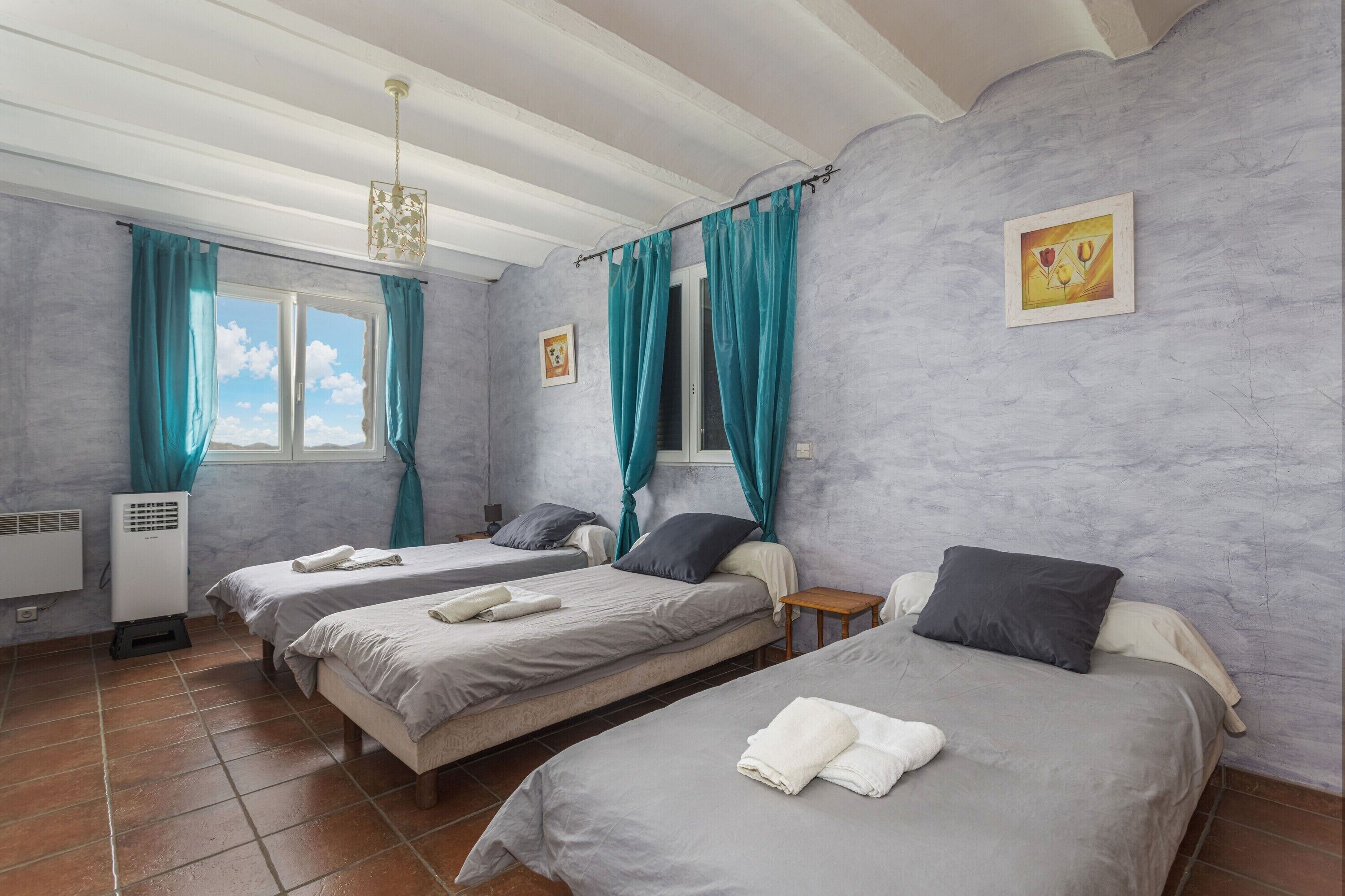 Strykejern/-brett, wi-fi og sengetøy