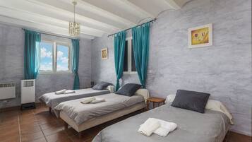 Strykejern/-brett, wi-fi og sengetøy