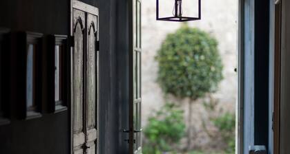 Guest Room 'Chez Diane - Flore' Exceptional Garden View