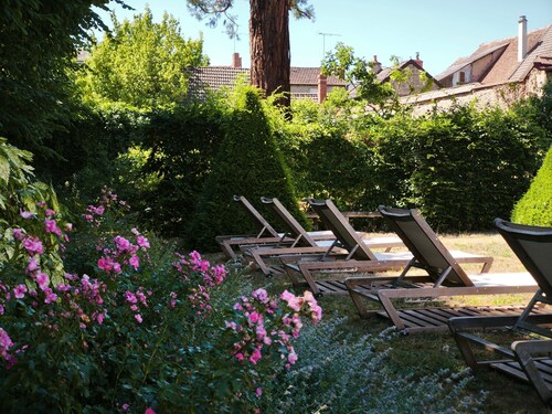 Gästezimmer „Chez Diane – Flore“ mit außergewöhnlichem Gartenblick