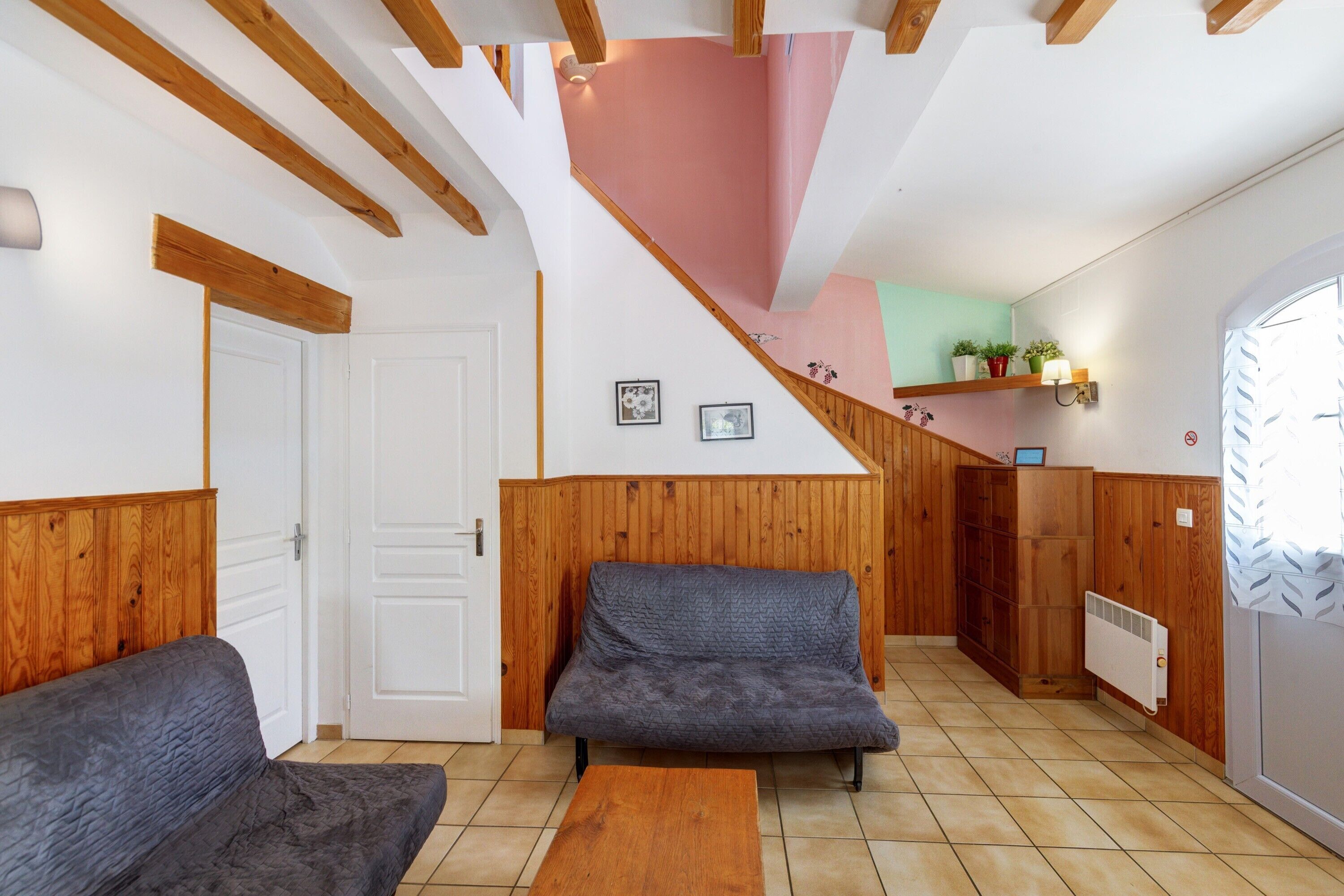 Télévision, table de tennis de table