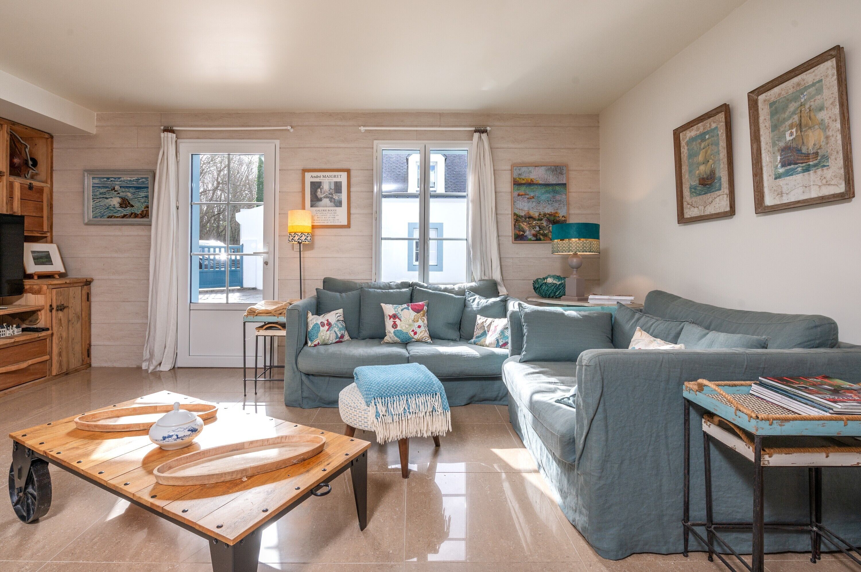 TV, peis, videospill og DVD-spiller