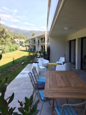 Outdoor dining - Duplex Pramousquier Lavandou Cavalière (Rayol-Canadel-sur-Mer)