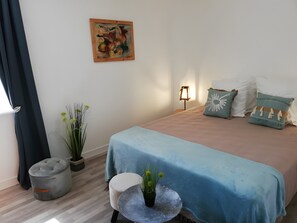 WiFi, bed sheets - Domaine de la Dauvinerie, Essential Cottage (Gratot)