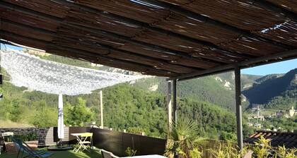 Apartment 'Porte Des Gorges' with Mountain View, Private Terrace and Wi-Fi