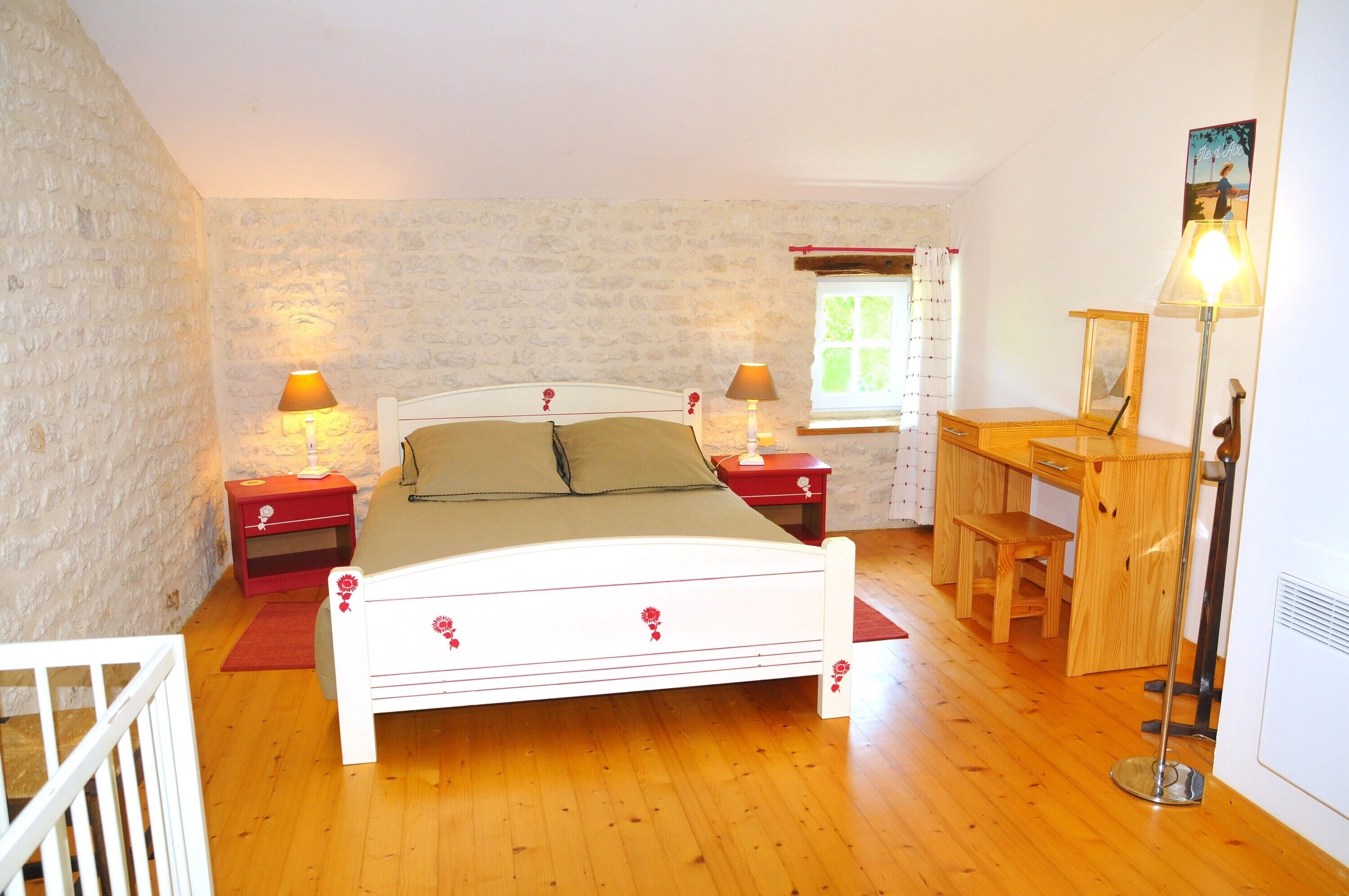 Fer et planche à repasser, Wi-Fi, draps fournis