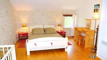 Bügeleisen/Bügelbrett, WLAN, Bettwäsche