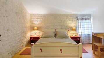 Strykejern/-brett, wi-fi og sengetøy