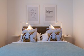 Bügeleisen/Bügelbrett, WLAN, Bettwäsche