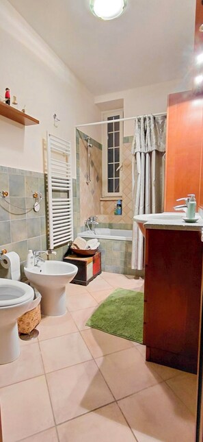Apartment, 2 Bedrooms, Patio | Bathroom - Casa al Mare (Ladispoli)