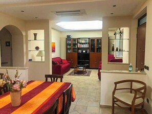 Apartment, 2 Bedrooms, Patio | Dining - Casa al Mare (Ladispoli)