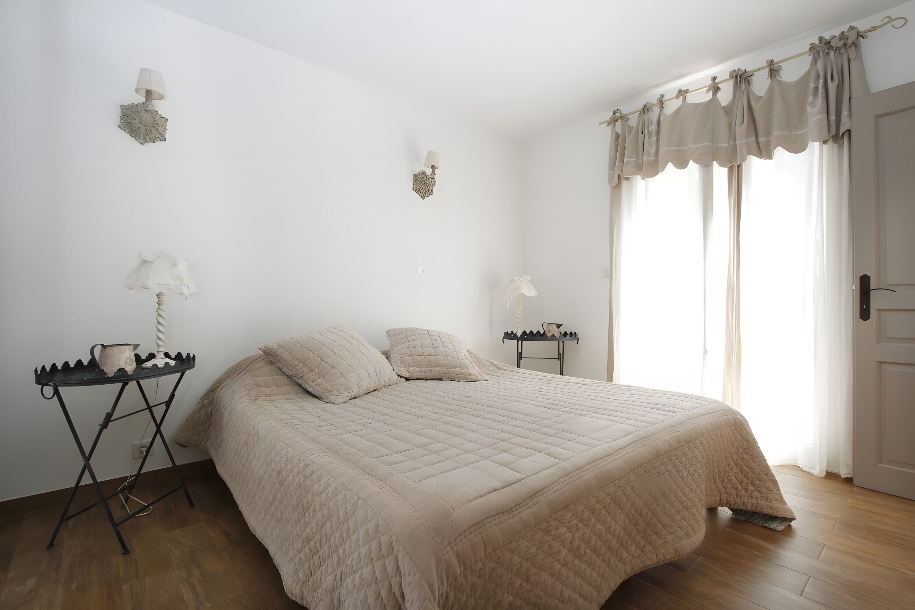 Een strijkplank/strijkijzer, wifi