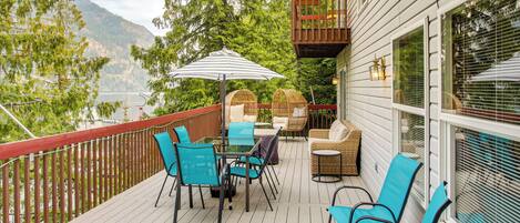 屋外ダイニングエリア