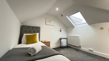 Economy eenpersoonskamer, niet-roken, gedeelde badkamer | Gratis wifi