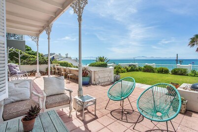 Brilliant 4-bedroom villa in welcoming St James perfect for relaxing stays