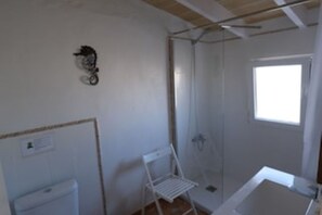 Shower, hair dryer, towels - Vacation home Roca Serena Cala d'Or - Stylish, modern & with sea views (Cala Serena)
