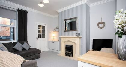 The Whickham View | ground floor apartment | Wi-Fi | Free parking