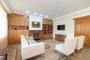 Living area - Vake Charm Residence (Tbilisi)